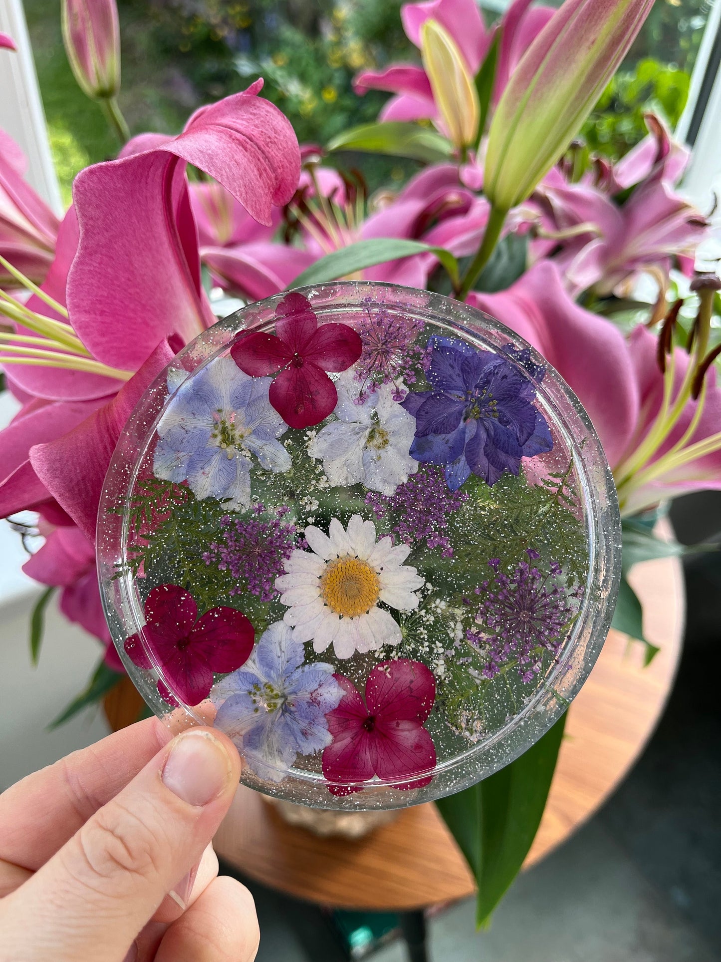 Clear Drinks Coaster with Dried flowers and Glitter