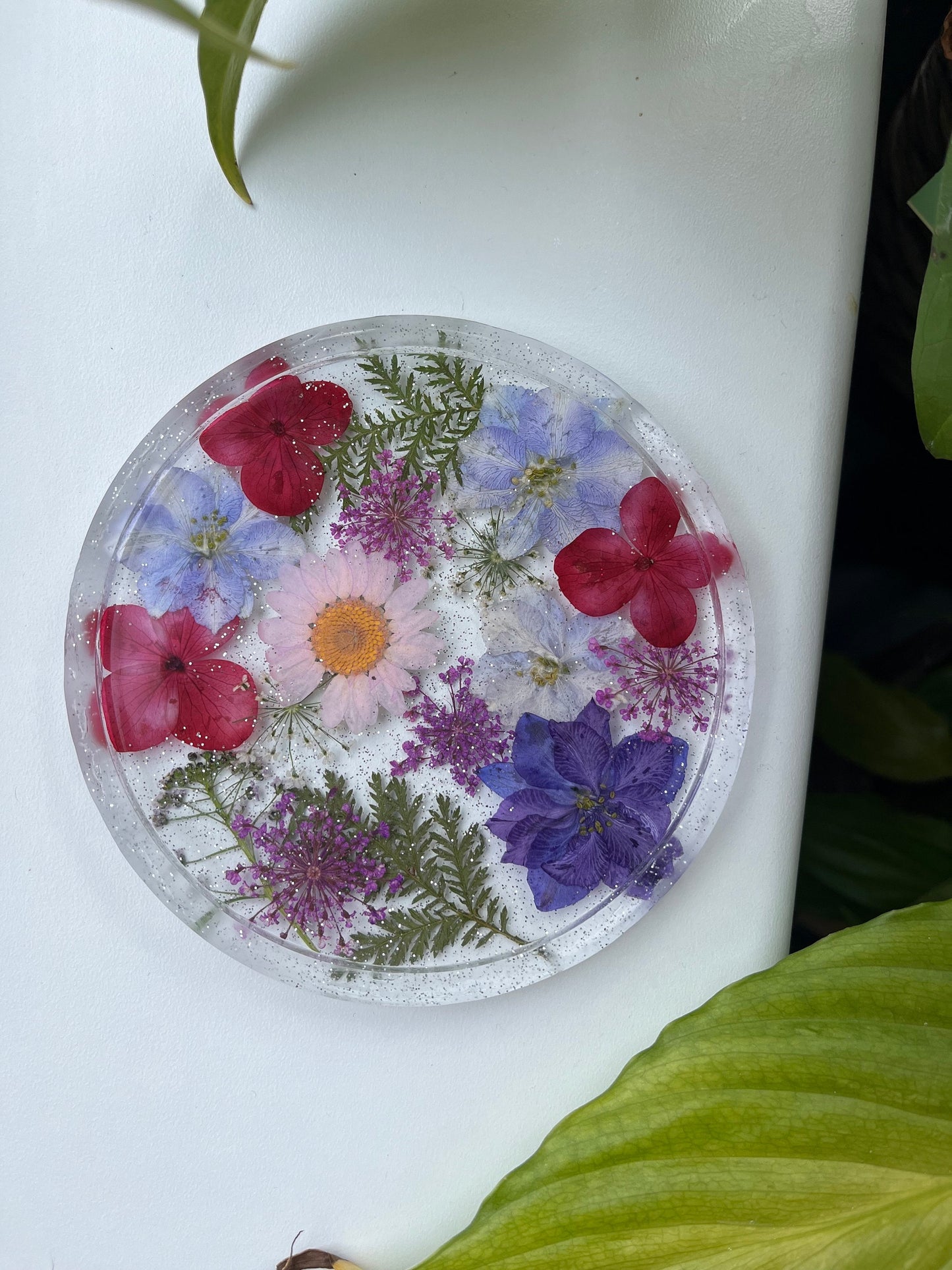 Clear Drinks Coaster with Dried flowers and Glitter