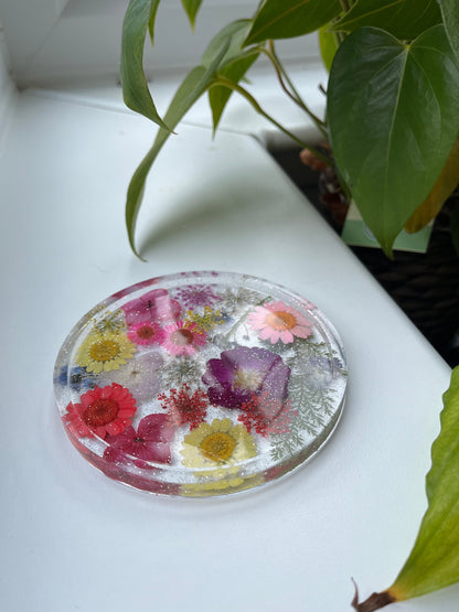 Clear Drinks Coaster with Dried flowers and Glitter