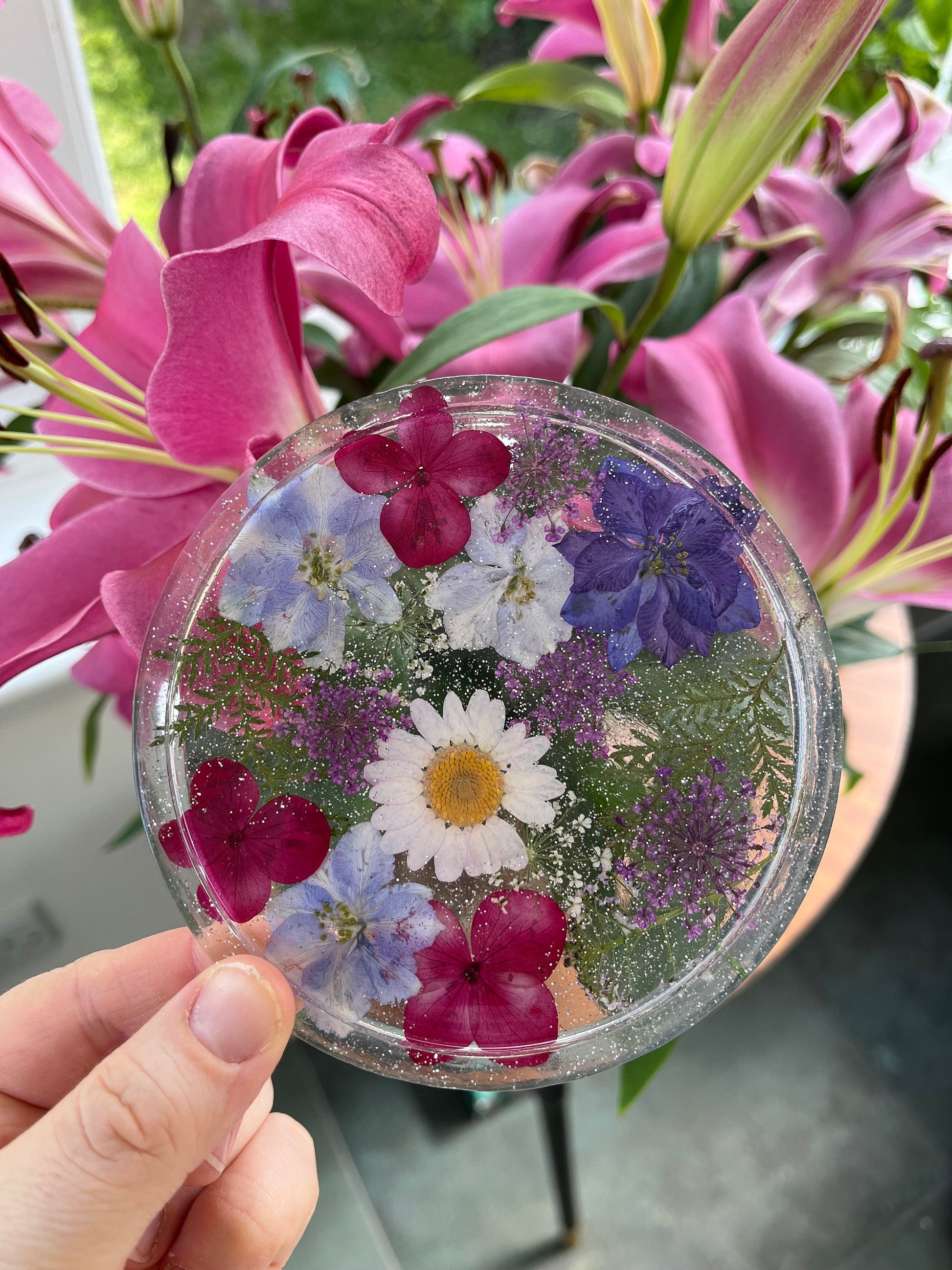 Clear Drinks Coaster with Dried flowers and Glitter