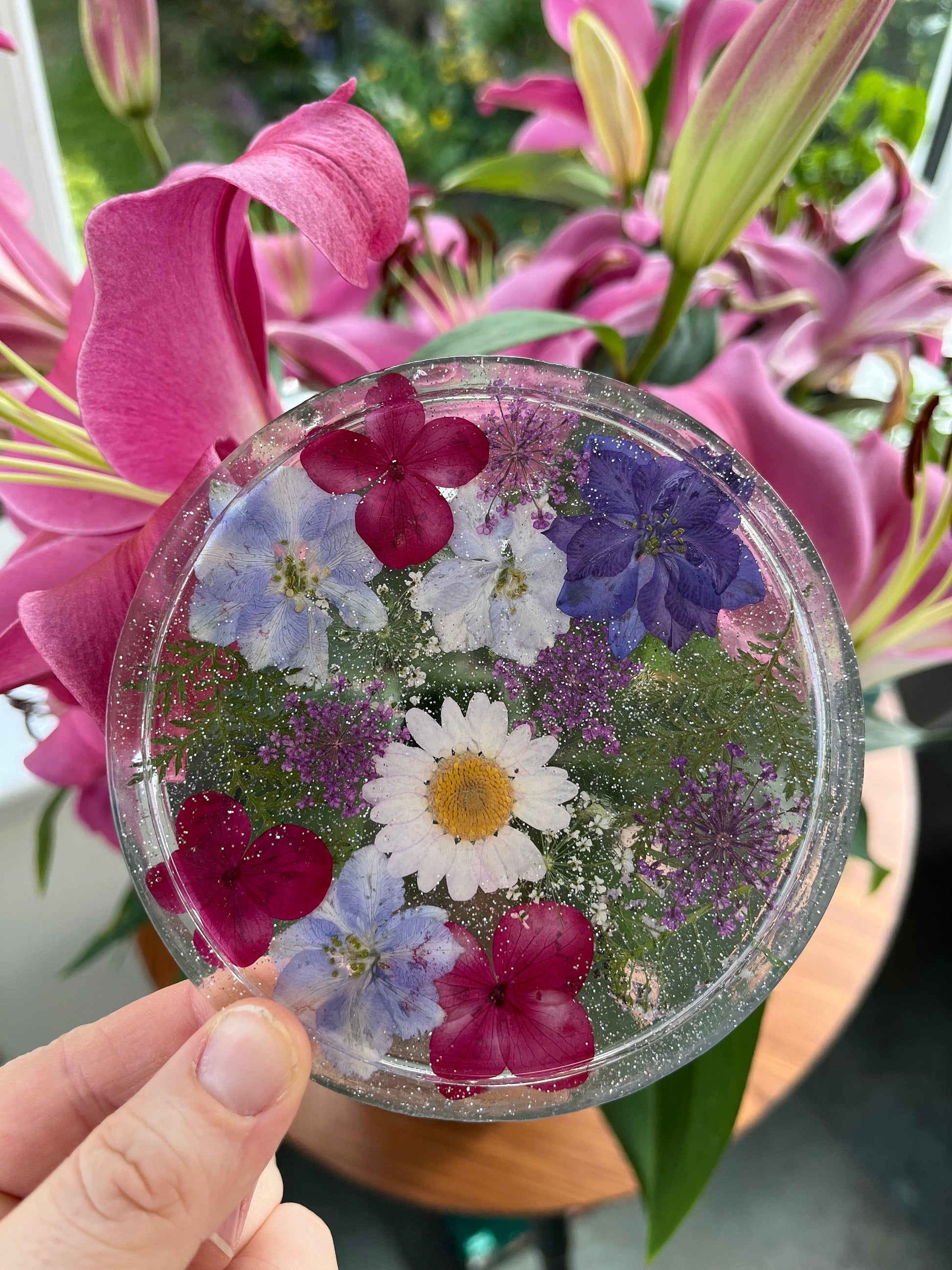 Clear Drinks Coaster with Dried flowers and Glitter